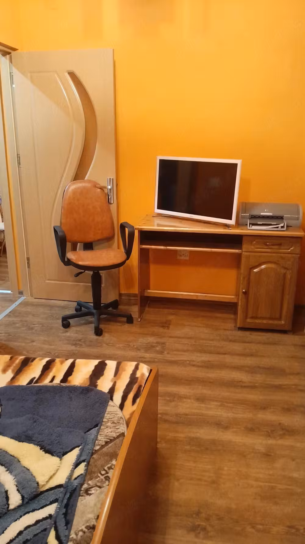 Vând apartament