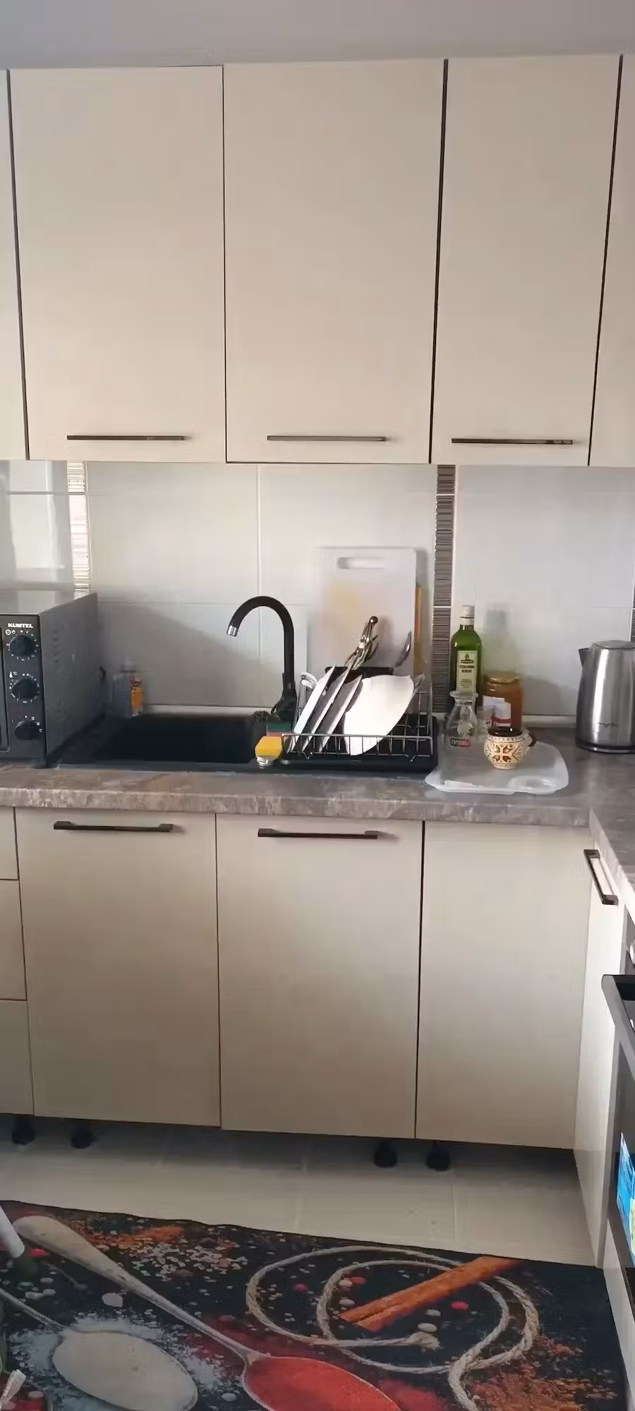 ÎNCHiRIEZ sau vînd apartament,disponibil cu data 01.07.26