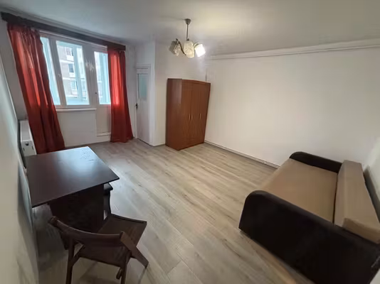 Garsonieră Astra
