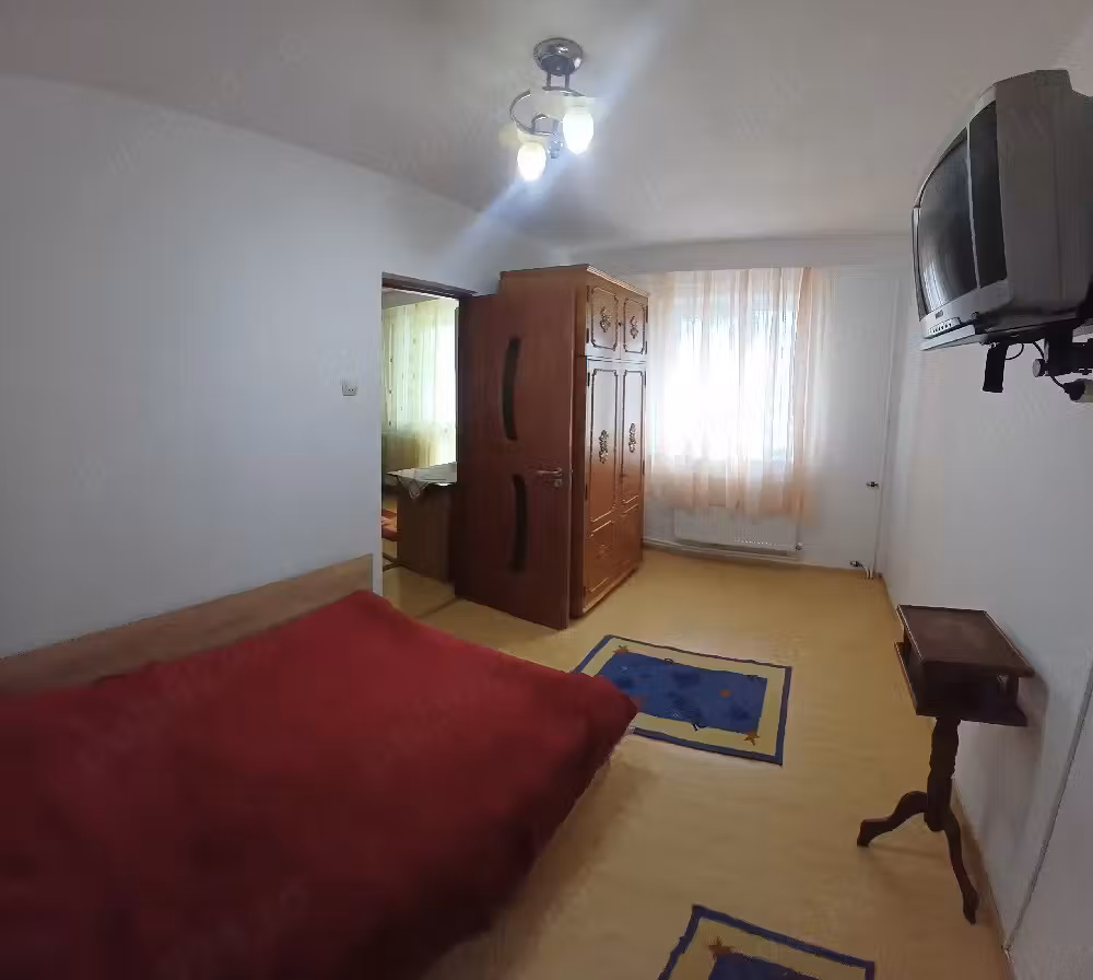 vand apartament 2 camere casa de cultura Constanta
