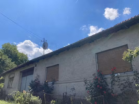 Casă Dumbravita de Codru
