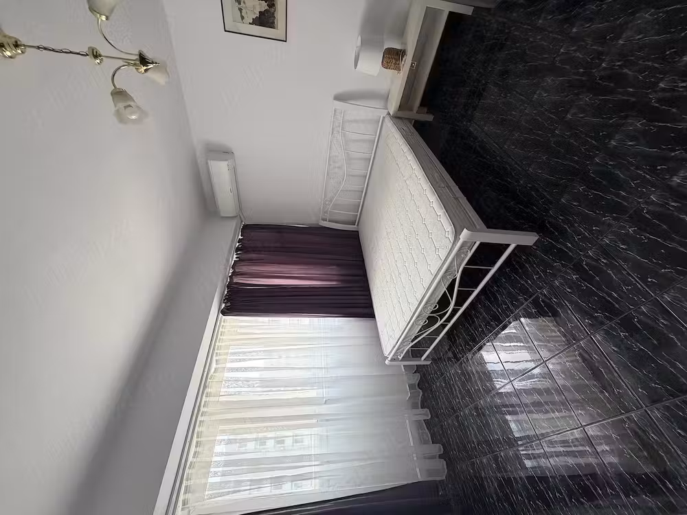 Garsonieră de închiriat   Șoseaua Nicolae Titulescu, zonă ultracentrală