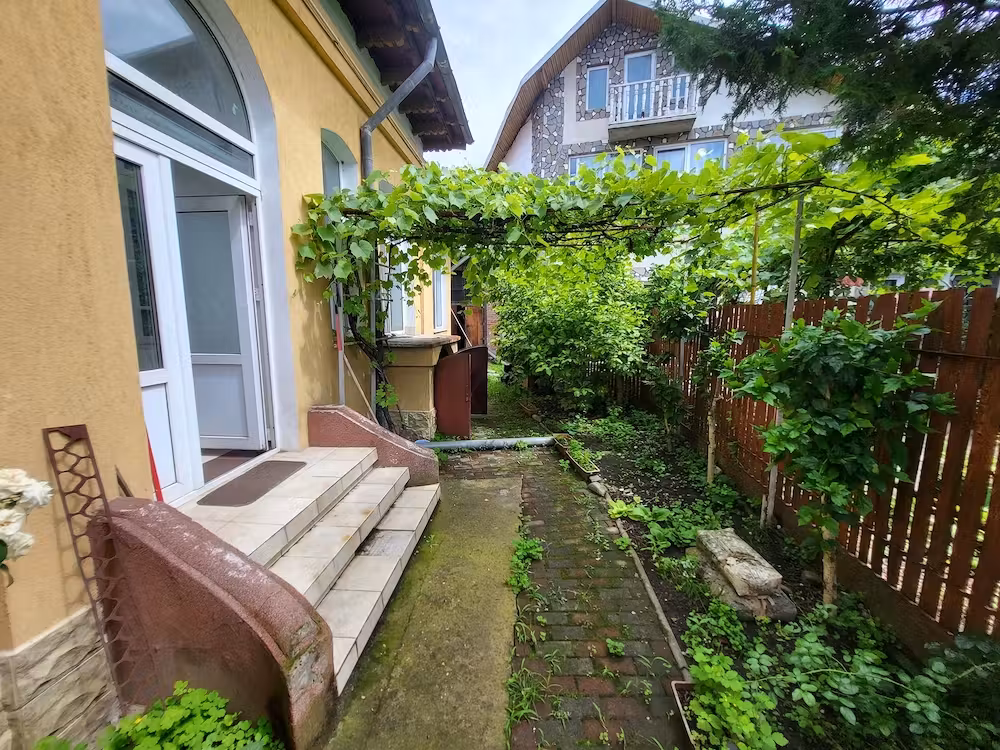 *PROPRIETAR*Casa 4 camere 90 mp+Anexa 39mp+Beci 31mp*100 mp curte*Ploiesti*