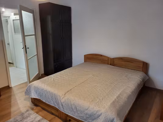 Garsonieră Piata Romana