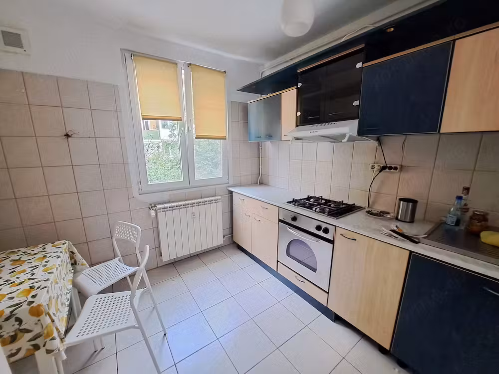 Apartament 3 camere de inchiriat, Drumul Taberei, zona Valea Ialomitei