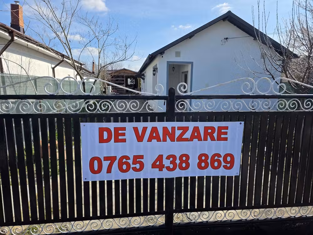 Casa  de vanzare !!!!