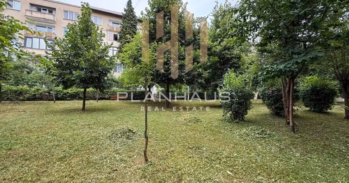Apartament de vânzare cu 2 camere, mobilat în zona Săsar, Baia Mare
