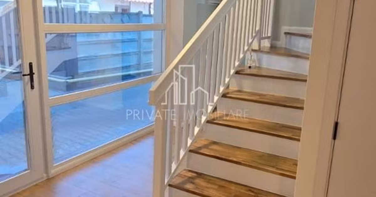 Apartament de vânzare cu 3 camere în zona 7 Noiembrie, Târgu Mureș