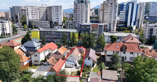 Casă Centrul Civic