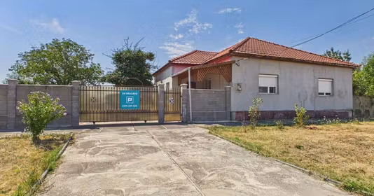 Casă Mocrea