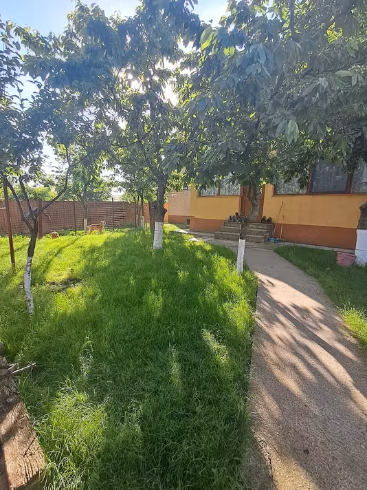 Casă Tomesti