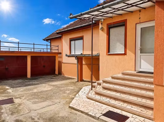 Casă Hunedoara