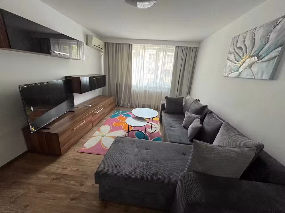 De inchiriat apartament 2 camere