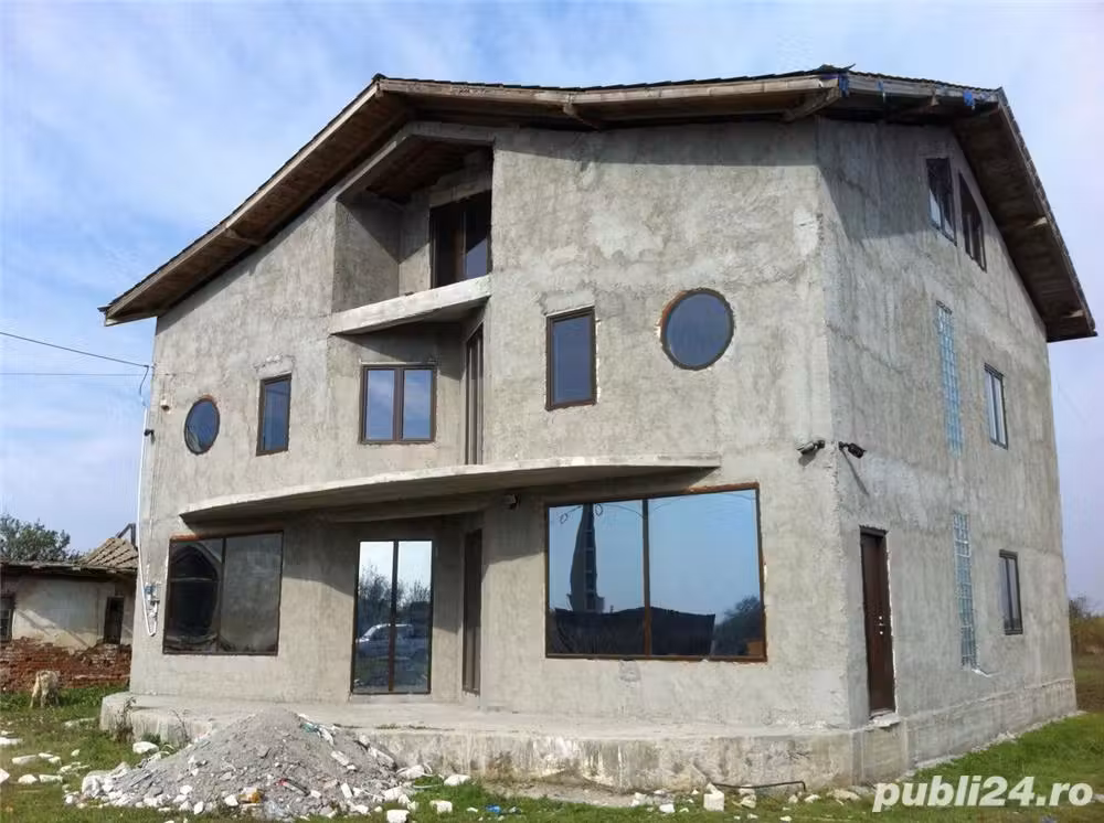Casa de vânzare