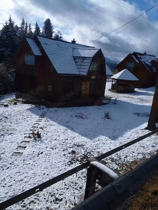 Casă Poiana Stampei
