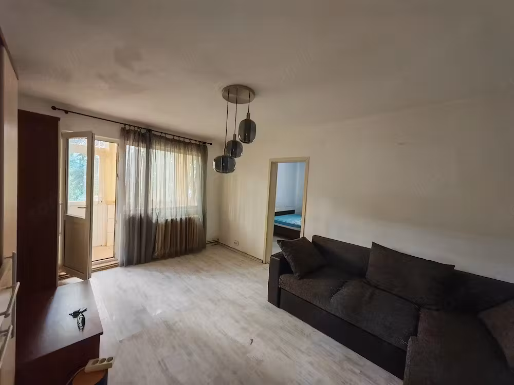 Apartament cu 2 camere, parter, Girocului - Spitalul Județean