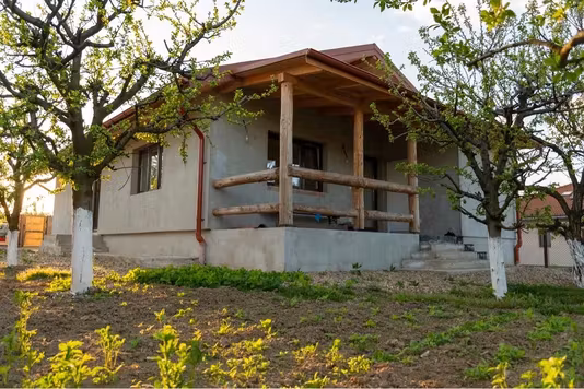 Casă Lazuri
