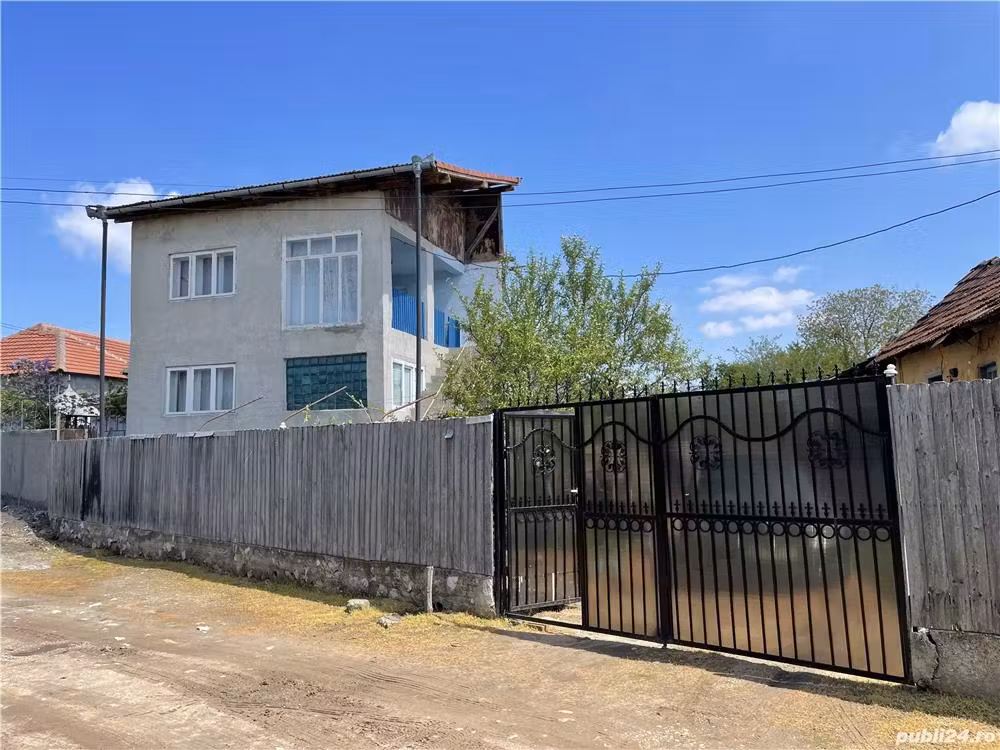 Vand casa vila mosie plantatie pomi 2000m Nicolae Balcescu