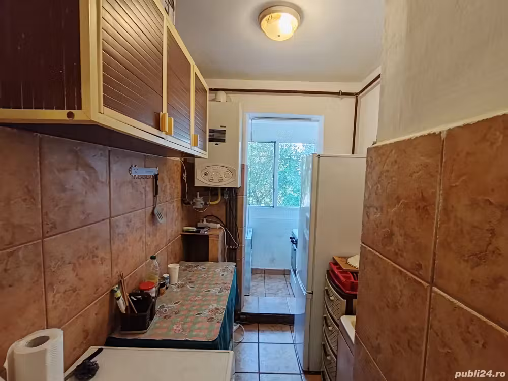 Persoana fizica inchiriez apartament cu o camera zona Blascovici