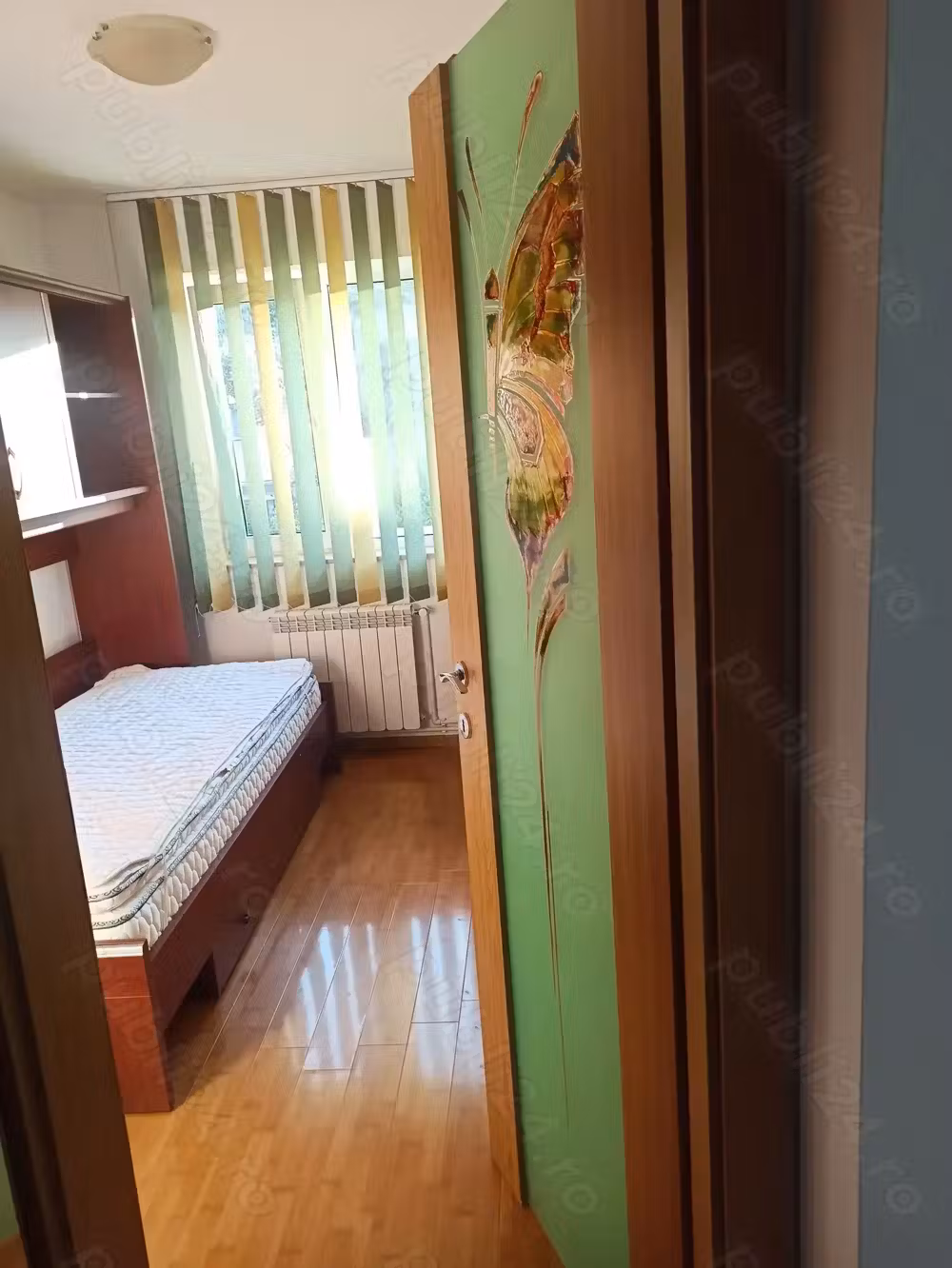 Apartament cu 3 camere si loc de parcare inclus, de inchiriat