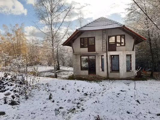 Casă Groseni