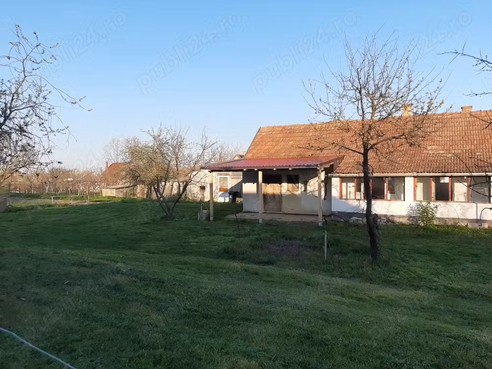 Casă · 2 camere · 65 m², Bors, Oradea
