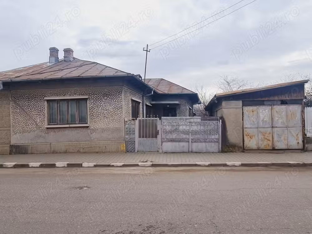 Casă de vânzare în Mizil, Prahova