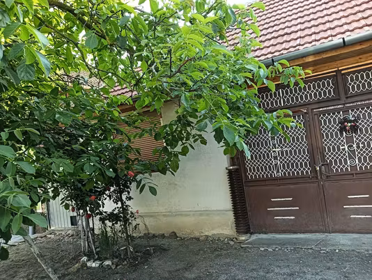 Casă Berindia