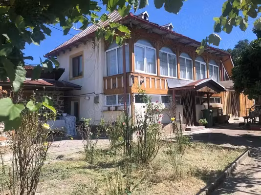Casă Balteni