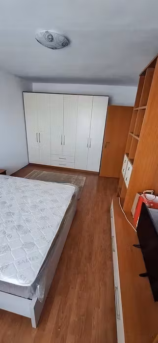 Garsonieră Titan