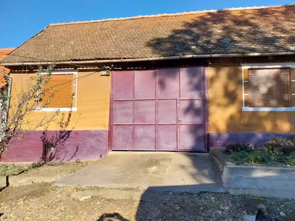 Vand casa de locuit in comuna Buteni, judetul Arad