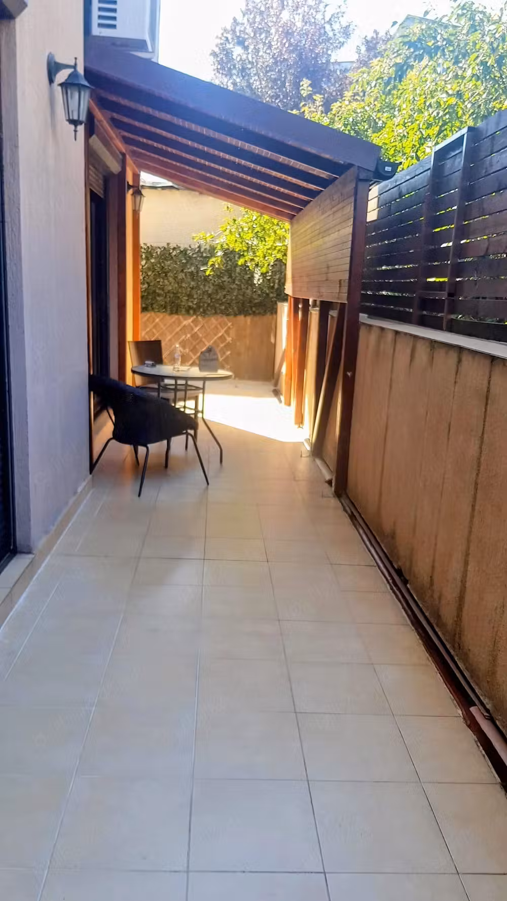 Proprietar,apartament 2 camere decomandat,Băneasa Garlei 57A,loc parcare inclus.