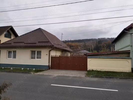 Casă Cristian