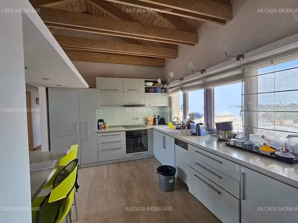 Penthouse deosebit, 136 mp, plus garaj dublu, Complexul Studențesc, comision 0%