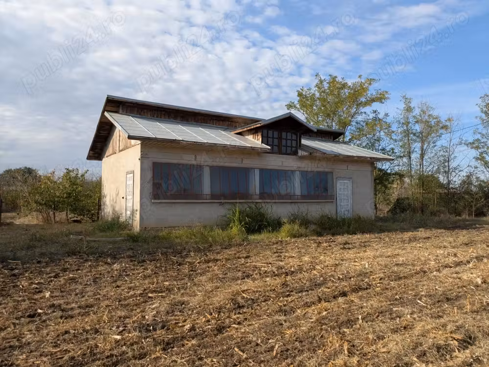 Casă · 3 camere · 65 m², Garbovi, Urziceni