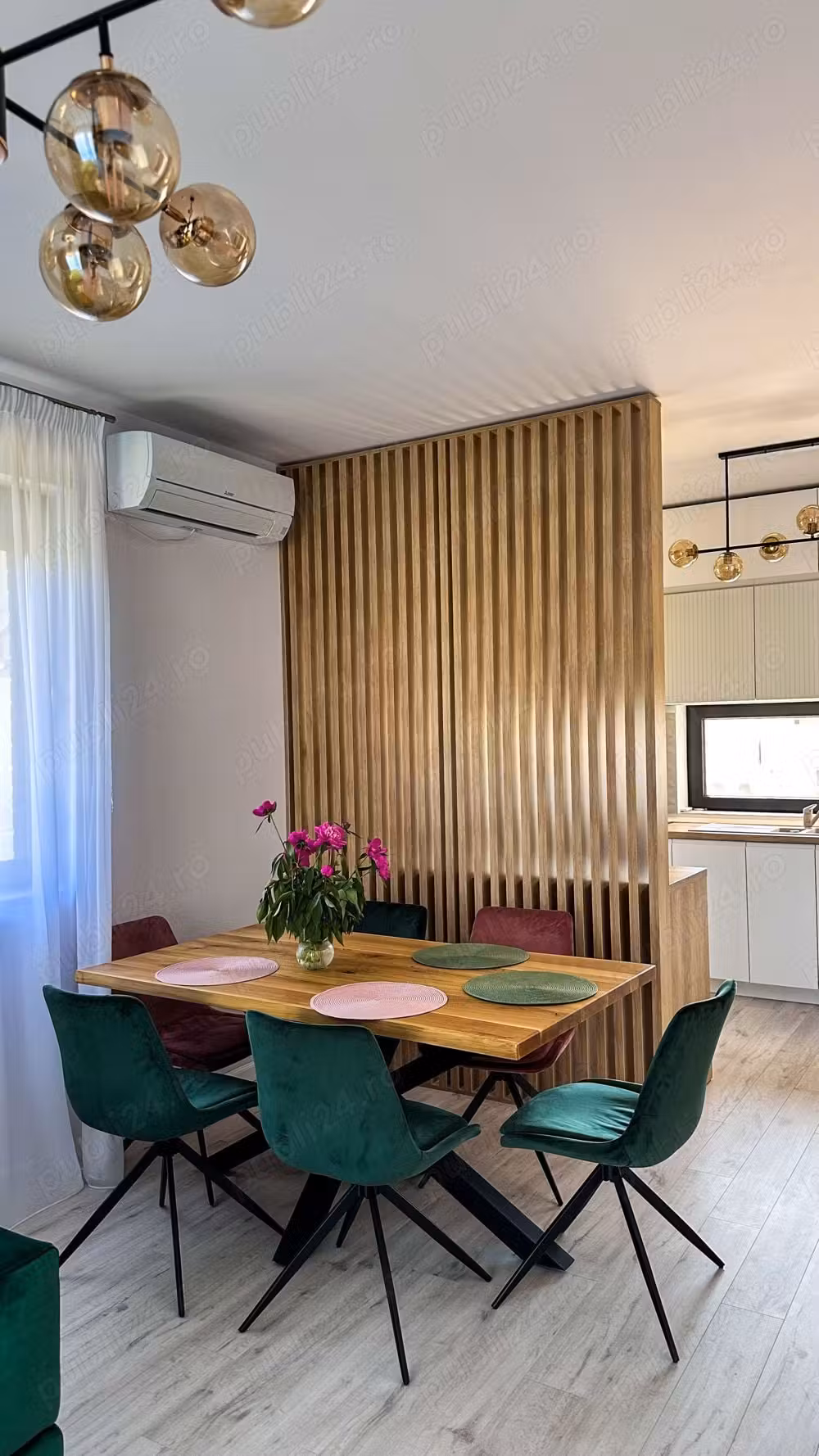 Casă · 4 camere · 115 m², Balotesti, Otopeni