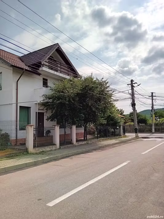 Casă Valenii de Munte