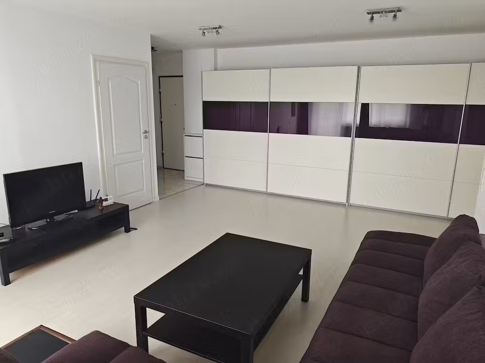 Inchiriez apartament modern și spațios 2 camere - Conacul Castanilor