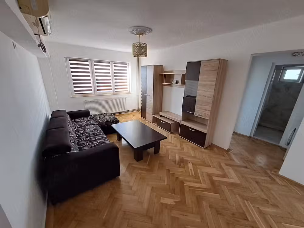 Inchiriez apartament 2 camere, Arad zona Intim