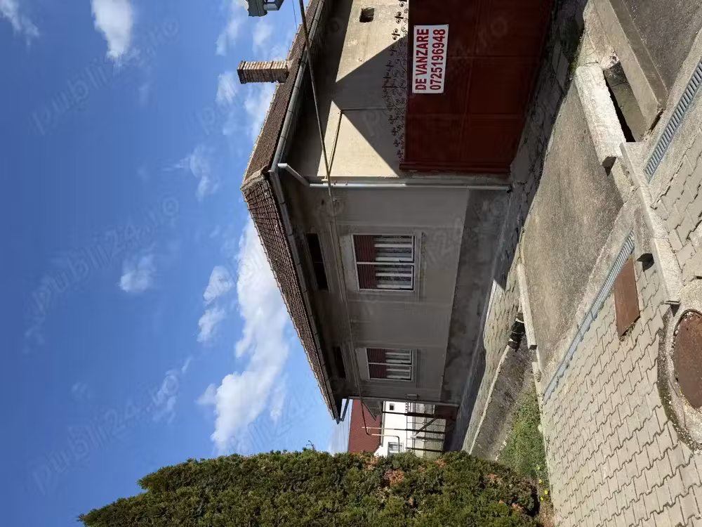 Vând casă comuna Glimboca