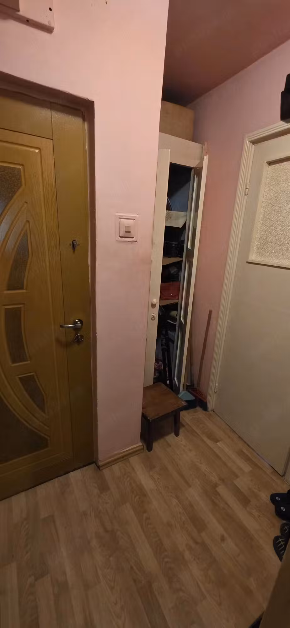 De vanzare apartament 3 camere Tomis Nord