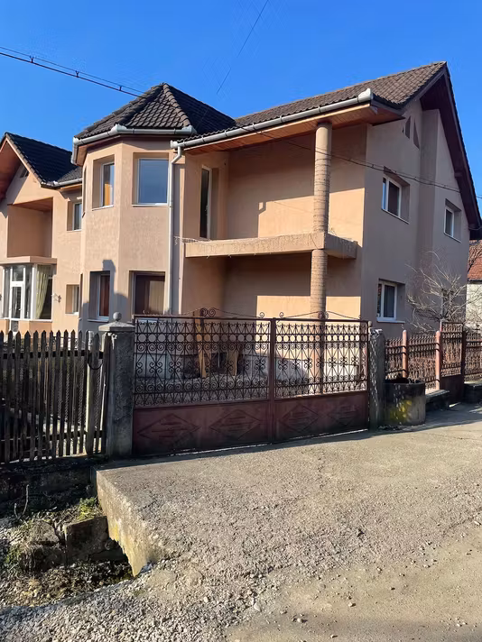 Casă Statiunea Vata Bai