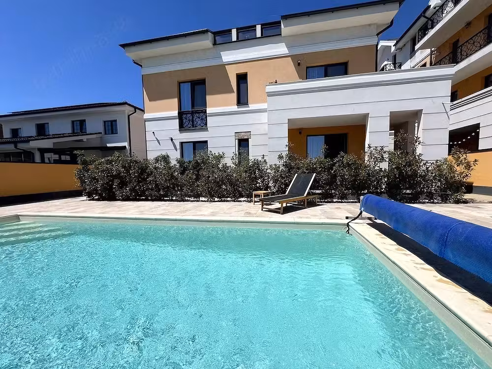 Comision 0%. Braytim. Etaj 1. Vila cu 6 ap. Piscina. Mobilat LUX.