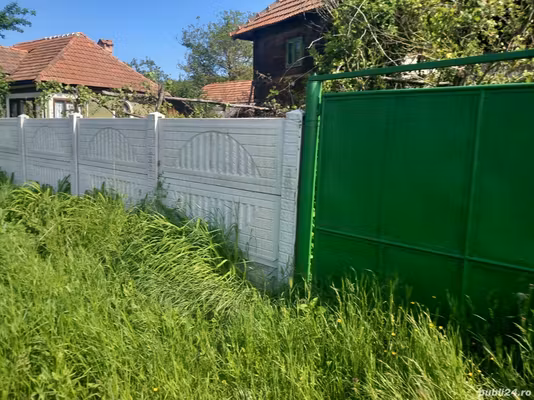 Casă Sisesti
