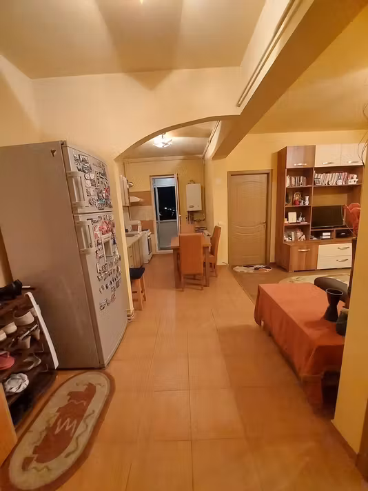 Garsonieră Catedrala%252525252bOrtodoxa%252525252bVoluntari