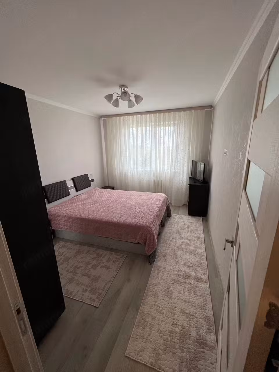 Garsonieră de închiriat în zona Ștefan cel Mare