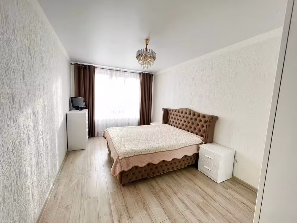 Apartament cu 2 camere de închiriat în zona Moșilor
