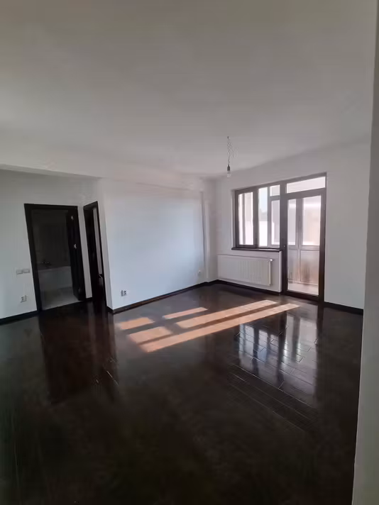 Apartament Rosu