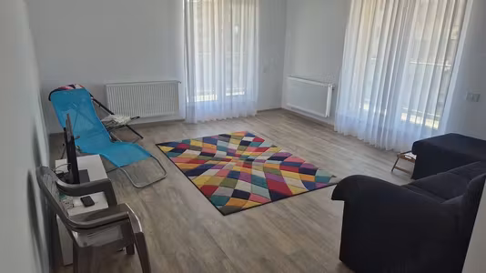 Apartament Militari