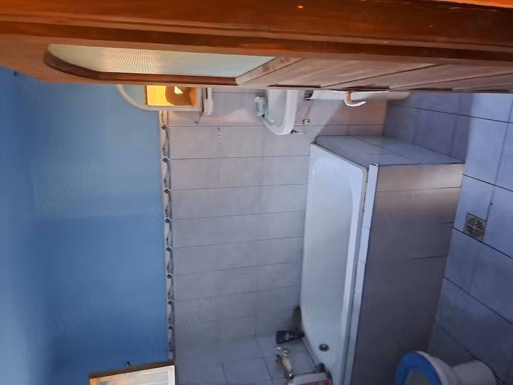 Vând casă în comuna Cungrea olt 40000euro